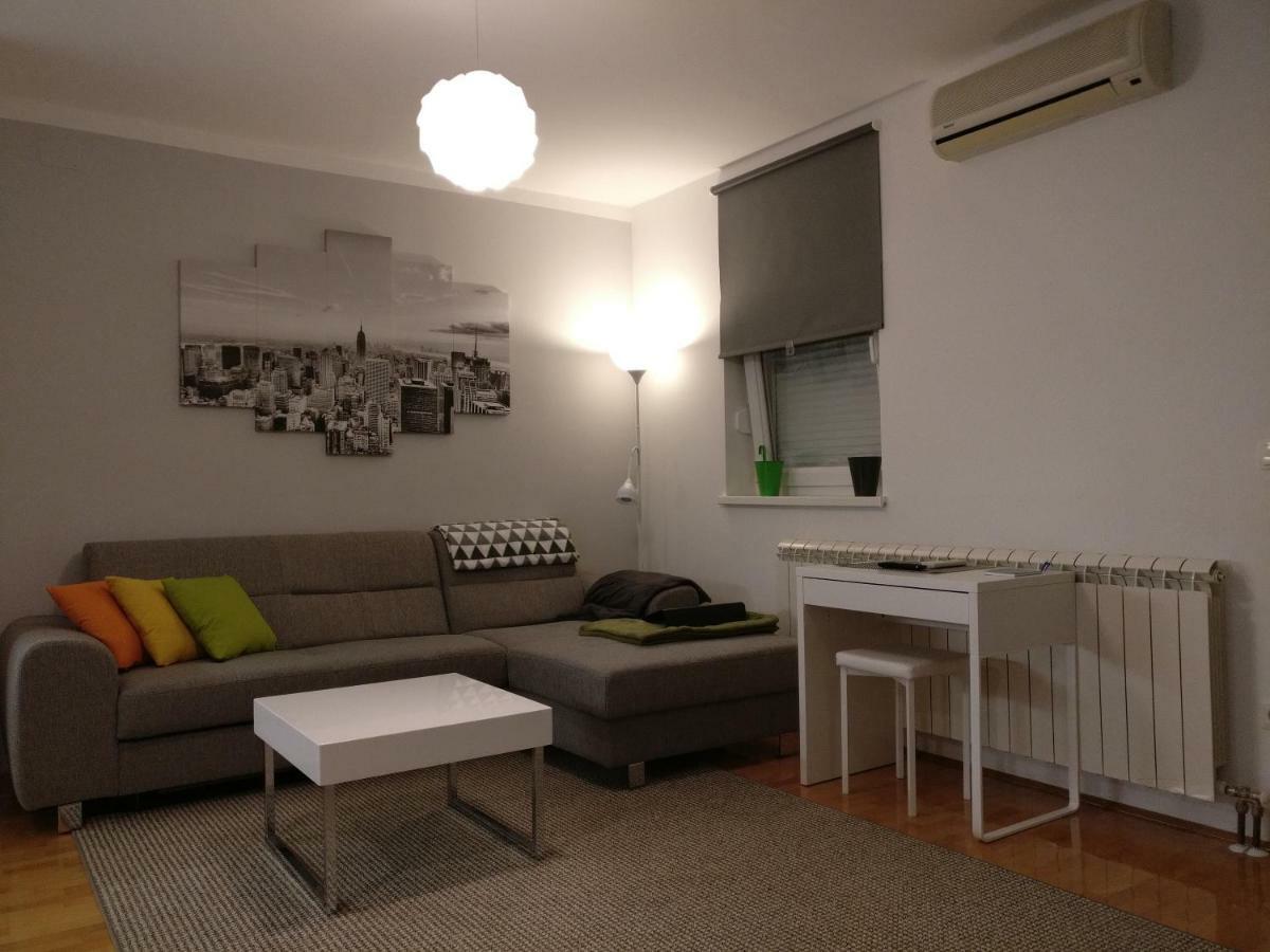 Apartman Luna Near Zagreb Airport Velika Gorica Εξωτερικό φωτογραφία